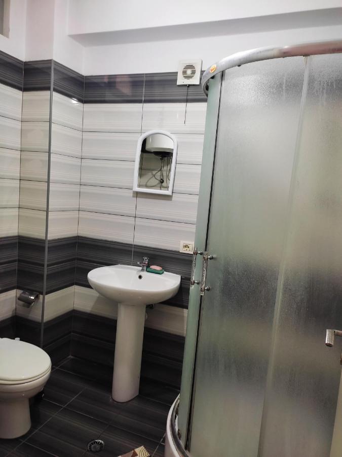 Alpha City Center Apartment Shkoder Exterior photo