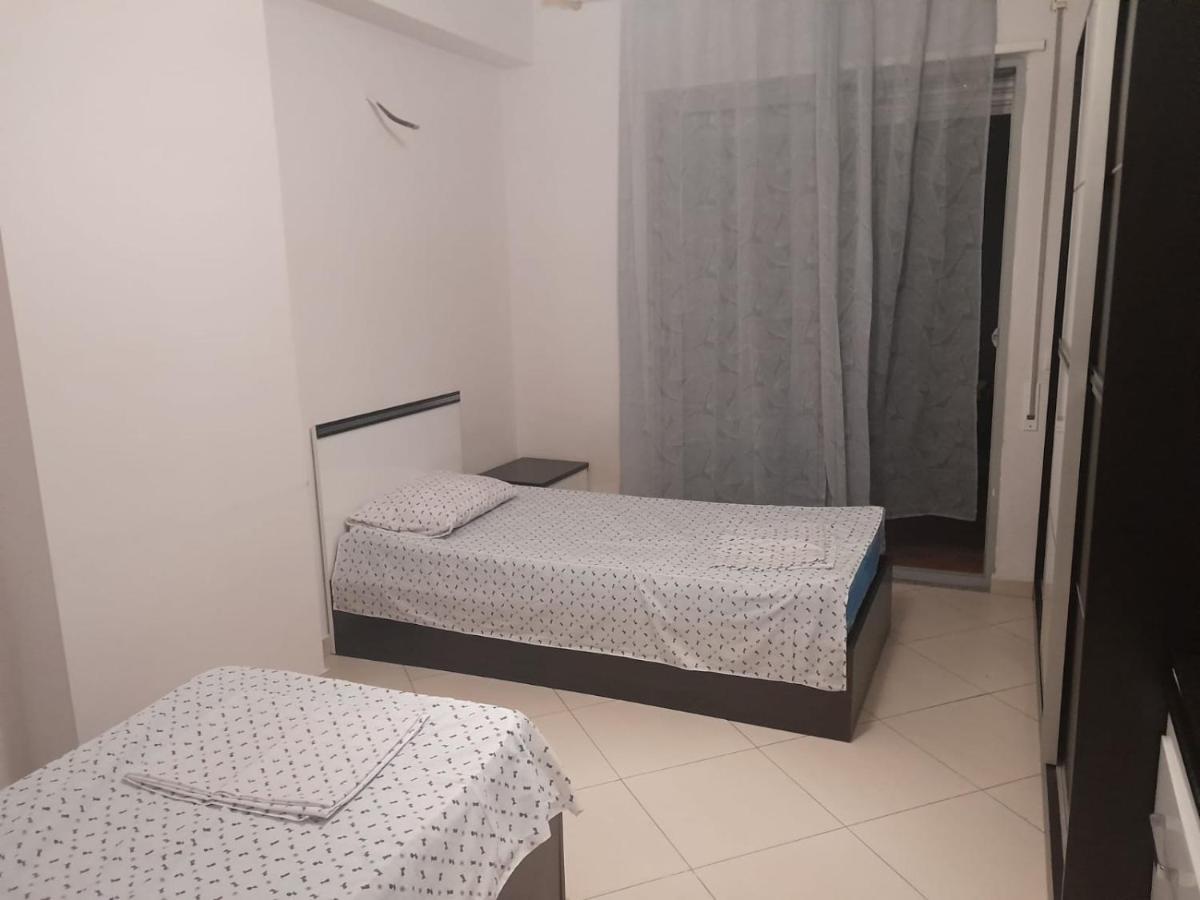 Alpha City Center Apartment Shkoder Exterior photo